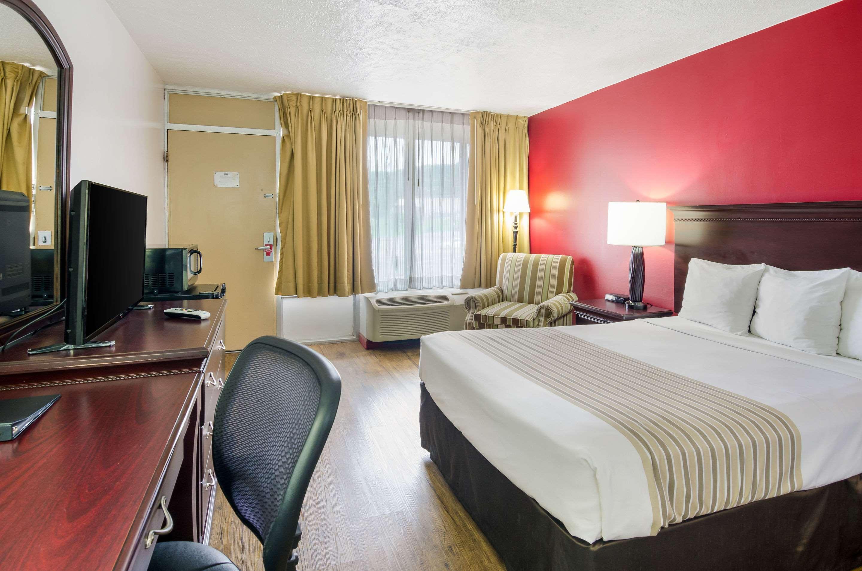 Econo Lodge Marion I-81 Exteriér fotografie