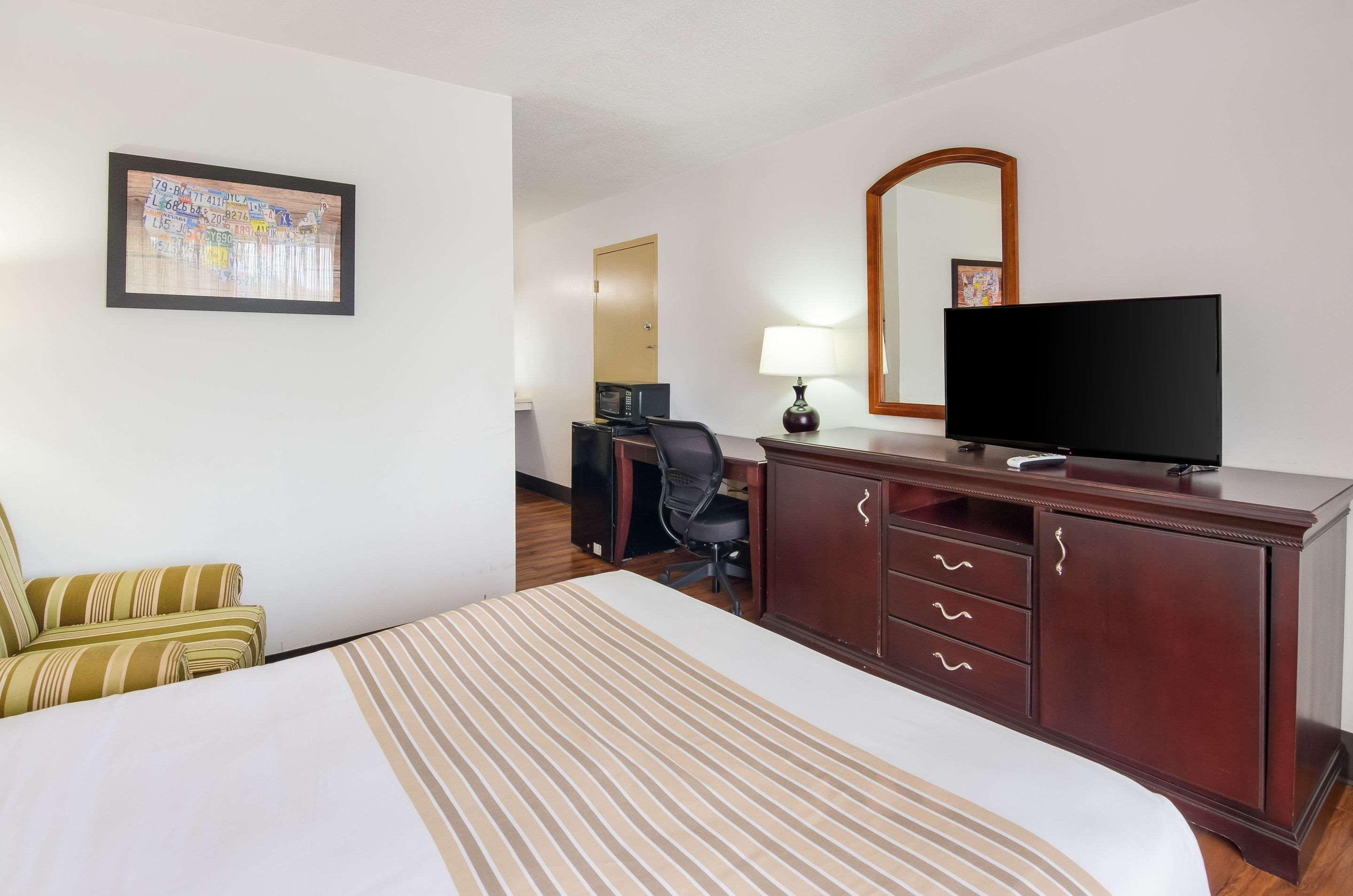 Econo Lodge Marion I-81 Exteriér fotografie