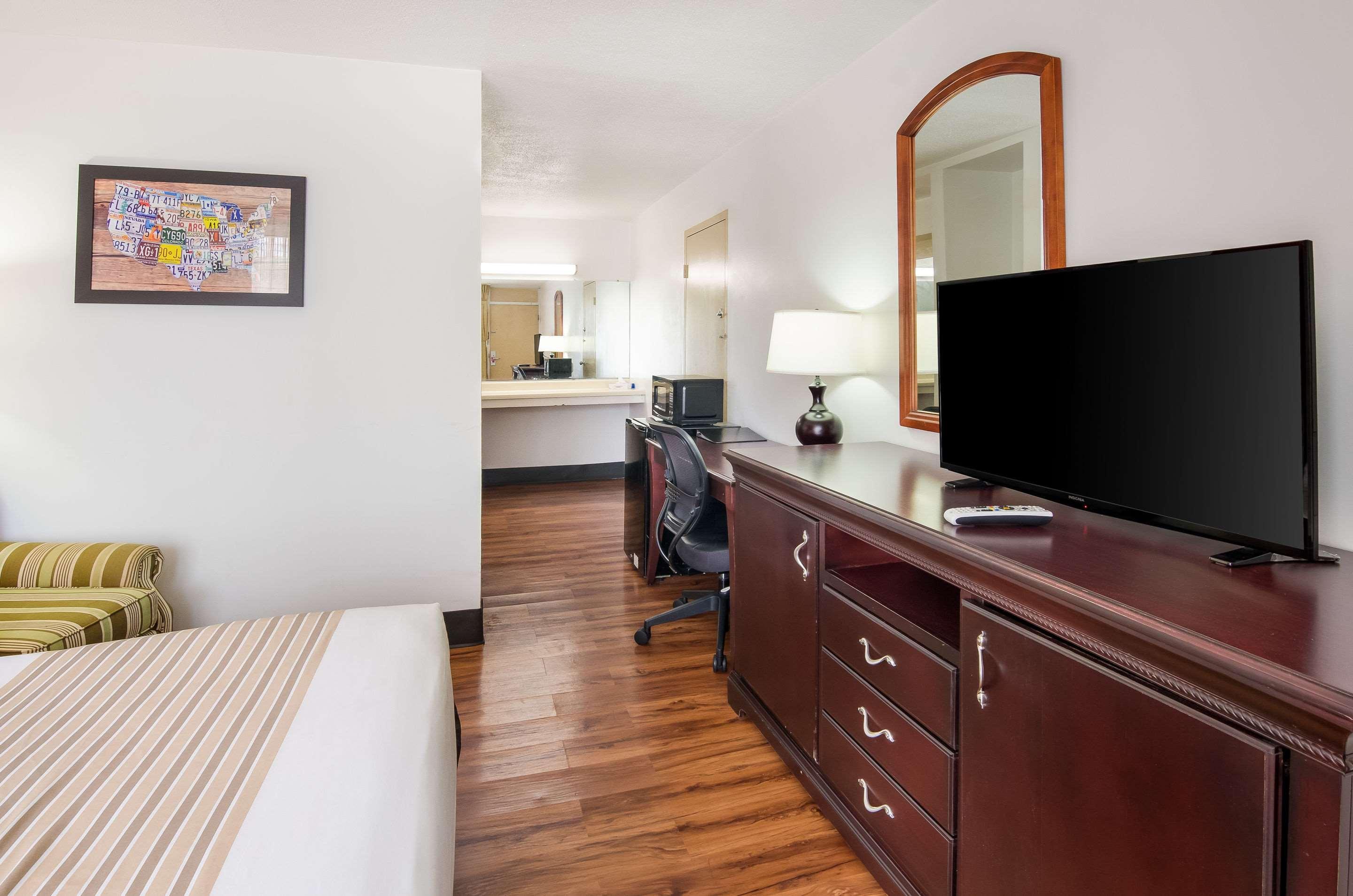 Econo Lodge Marion I-81 Exteriér fotografie