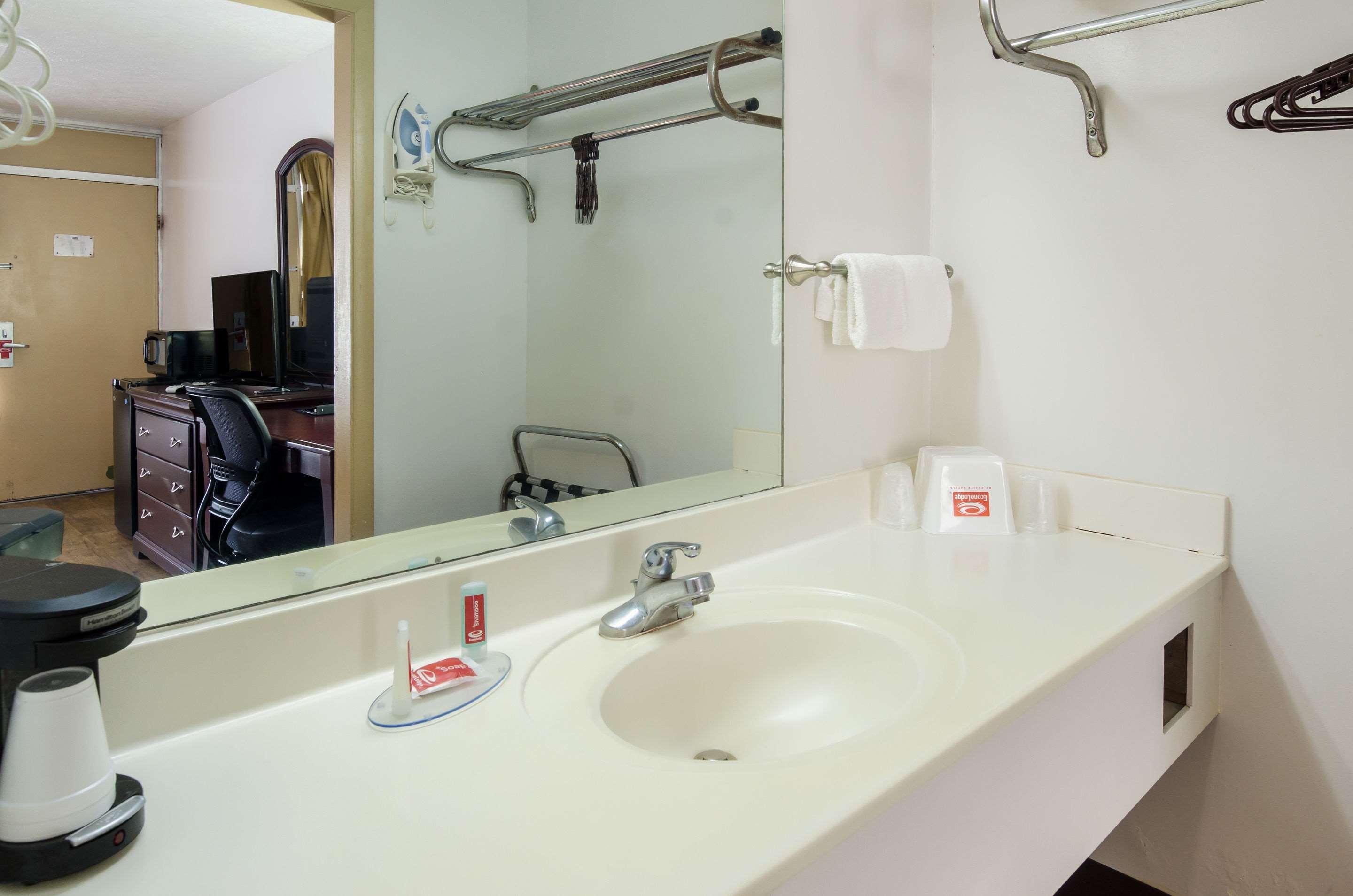 Econo Lodge Marion I-81 Exteriér fotografie