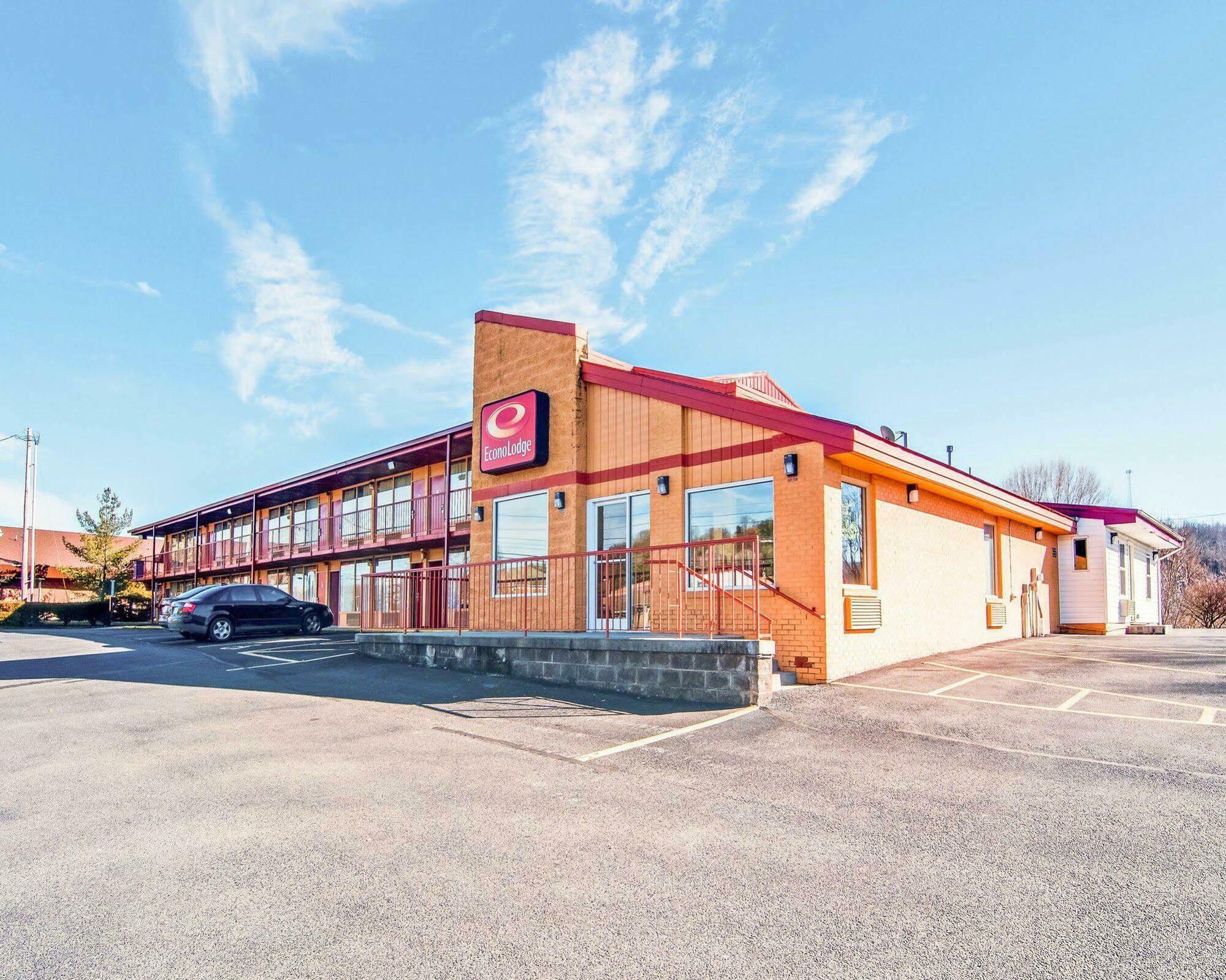 Econo Lodge Marion I-81 Exteriér fotografie