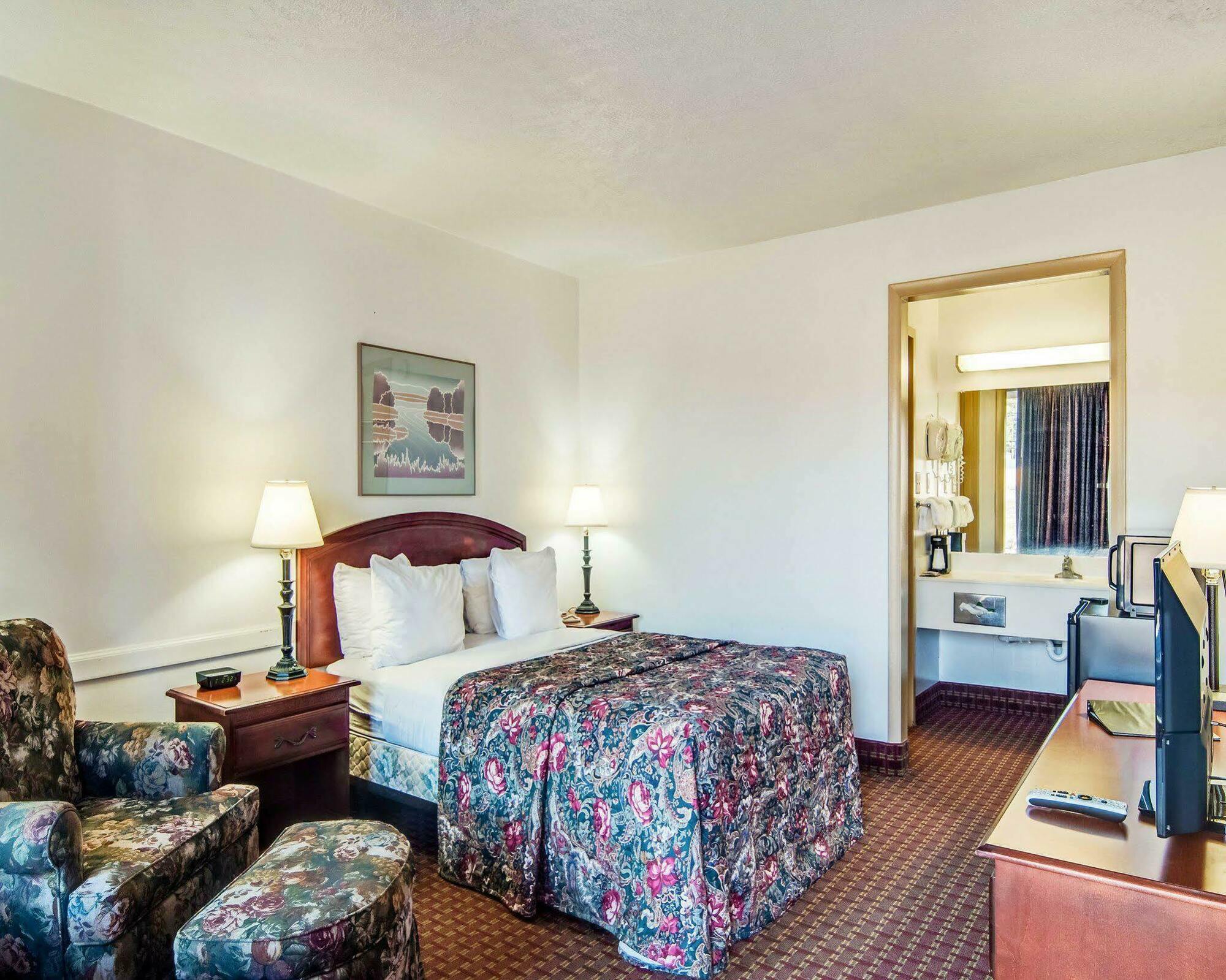 Econo Lodge Marion I-81 Exteriér fotografie