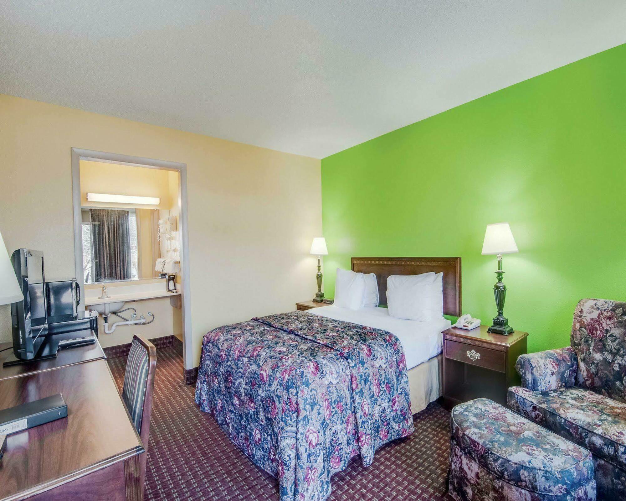 Econo Lodge Marion I-81 Exteriér fotografie